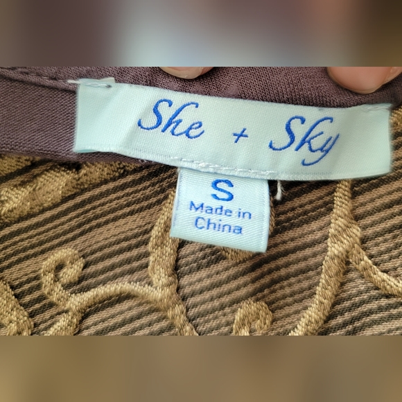 She + Sky High/Low Surplice Long Sleeve Top | Size Small - Picture 5 of 6